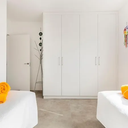 11- Gold Princess Vila *